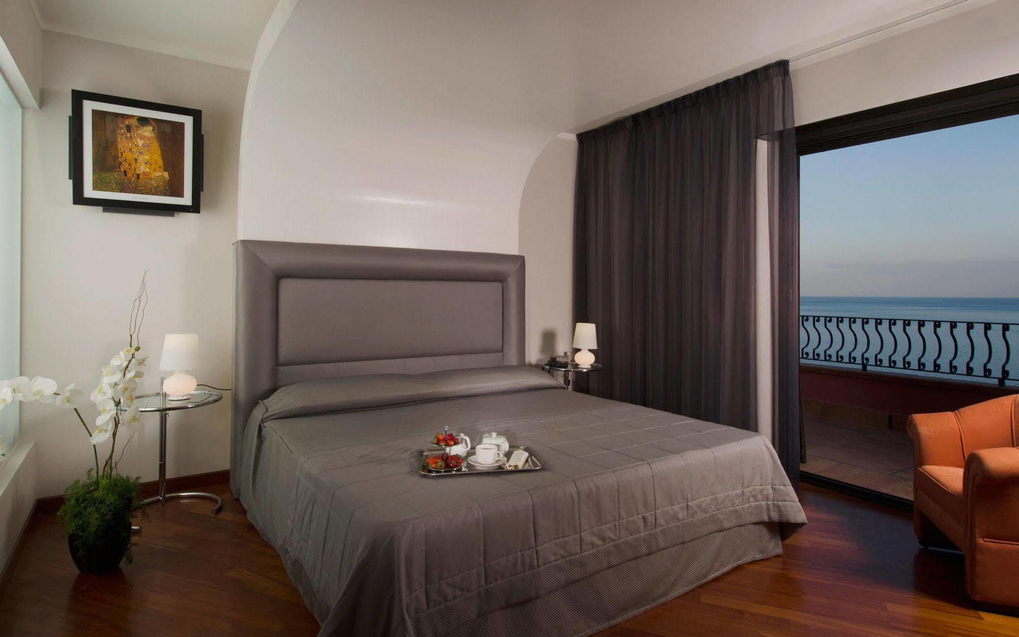 Baia Taormina Hotels & Spa Forza dʼAgro Zewnętrze zdjęcie