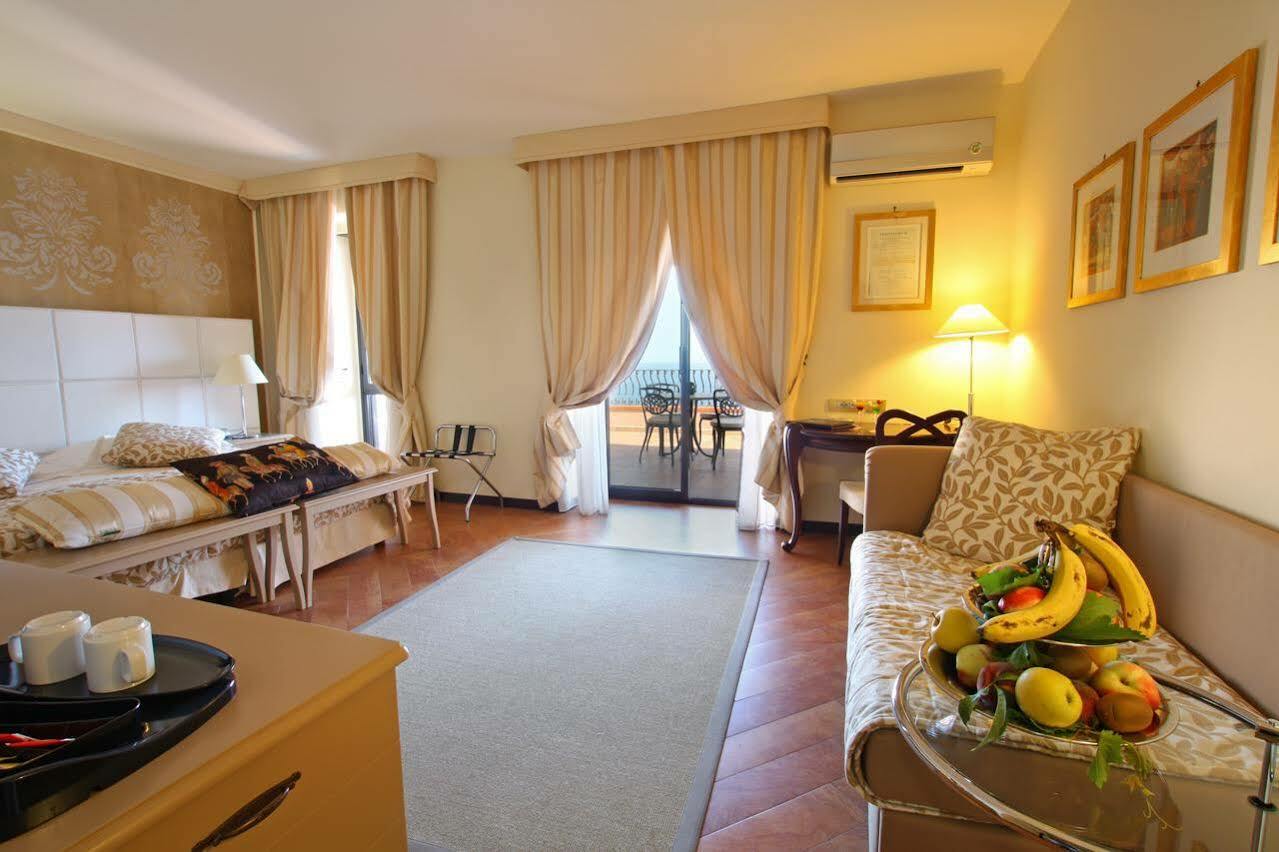 Baia Taormina Hotels & Spa Forza dʼAgro Zewnętrze zdjęcie